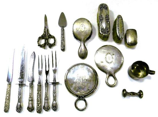 Appraisal: Silver lot in two bags sixteen pieces a pie server