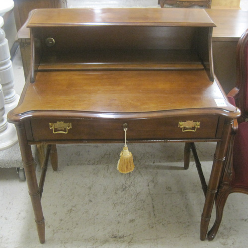 Appraisal: FEDERAL STYLE MAHOGANY WRITING DESK National Mt Airy Furniture Co