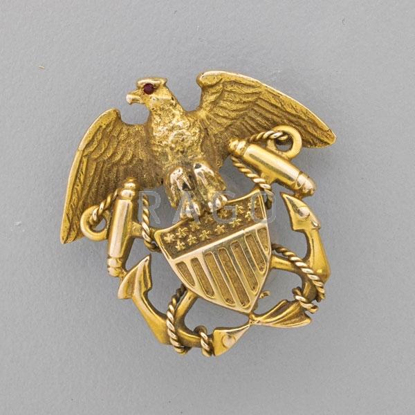 Appraisal: SCULPTED GOLD U S NAVY BROOCH Condition Report