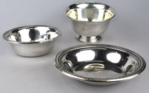 Appraisal: Two American sterling sugar basins and a bonbon dish by