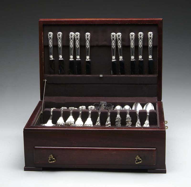 Appraisal: FINE CASED SILVER PLATED FLATWARE SET IN THE KING S