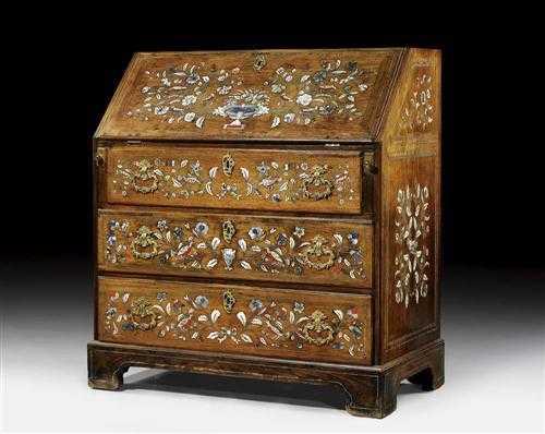 Appraisal: GEORGE III BUREAU England th century Rosewood finely inlaid with