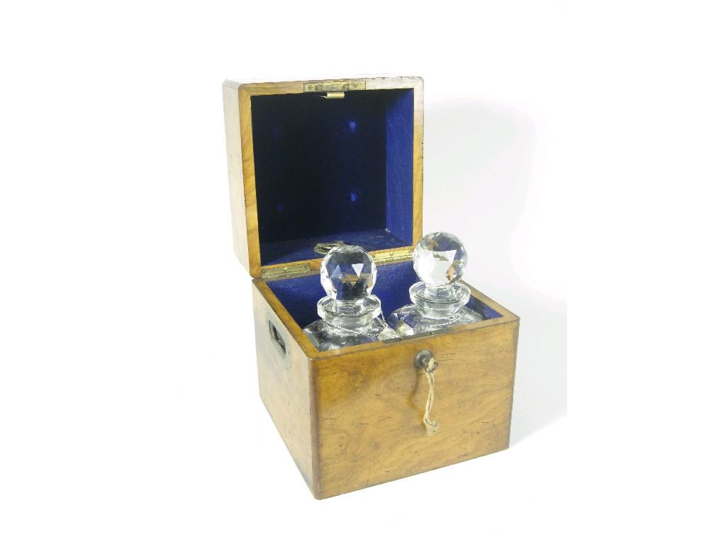 Appraisal: A Victorian walnut square Decanter Box with inset brass handle