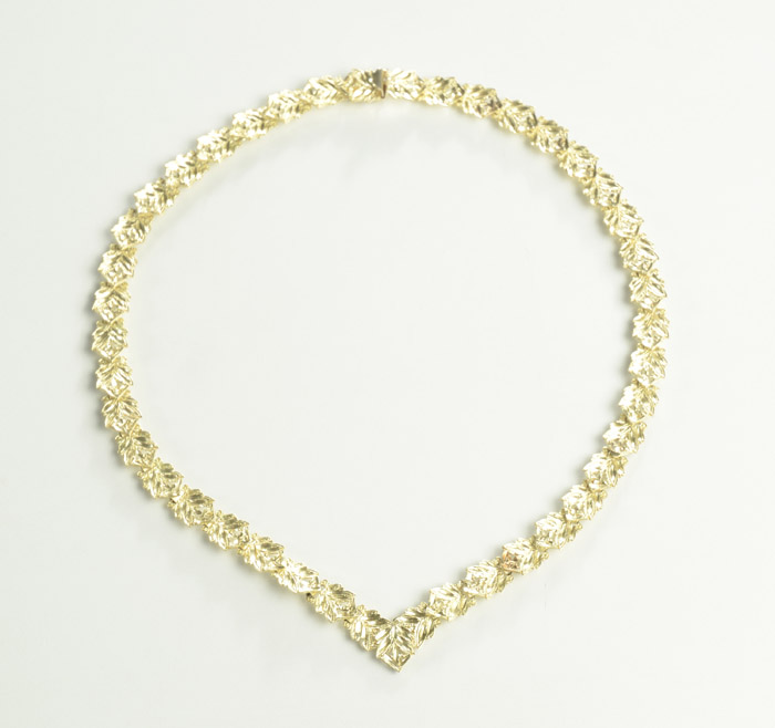 Appraisal: FOURTEEN KARAT YELLOW GOLD NECKLACE - inches in length and