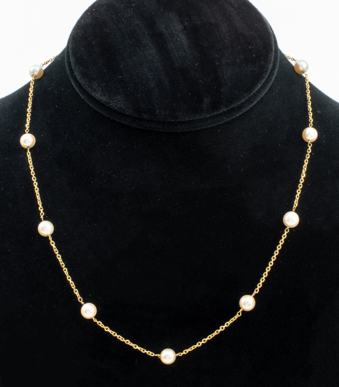 Appraisal: K GOLD CHAIN WITH CULTURED PEARLS K yellow gold chain