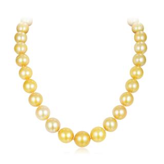 Appraisal: A Golden South Sea Pearl Necklace Featuring a single strand