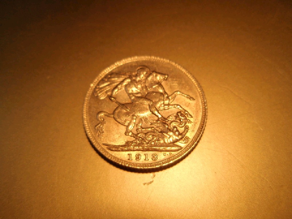 Appraisal: A gold sovereign