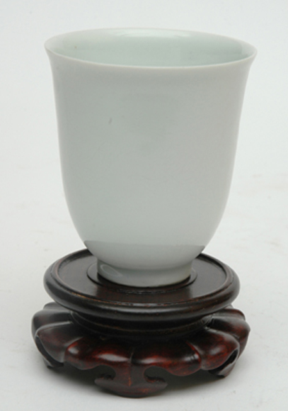 Appraisal: A CHINESE CELADON GLAZED BEAKER Height cm