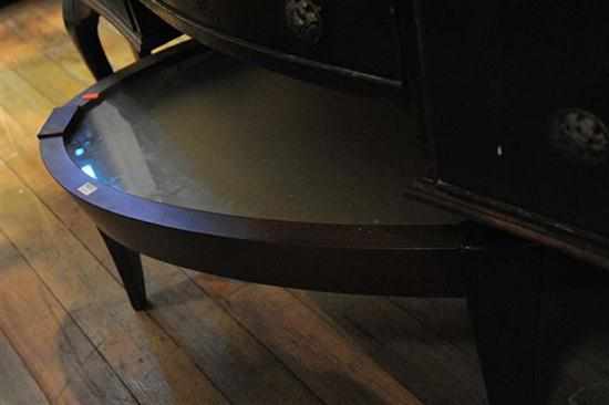 Appraisal: AN OVAL COFFEE TABLE WITH FROSTED GLASS TOP