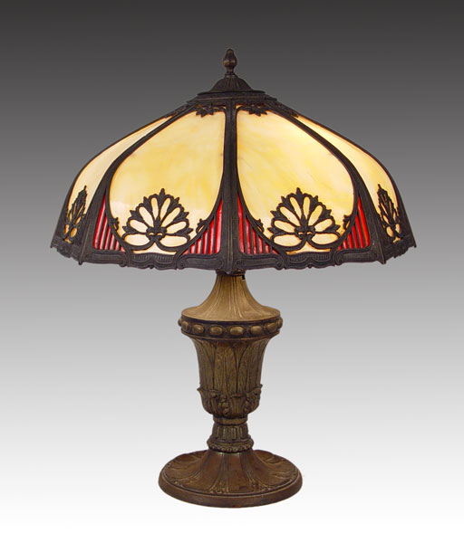 Appraisal: SALEM BROTHERS VINTAGE 'S SLAG GLASS TABLE LAMP panel dome