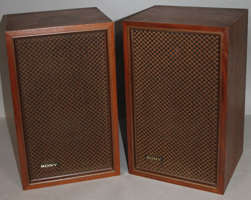 Appraisal: A pair of retro Sony speakers of rectangular outline with