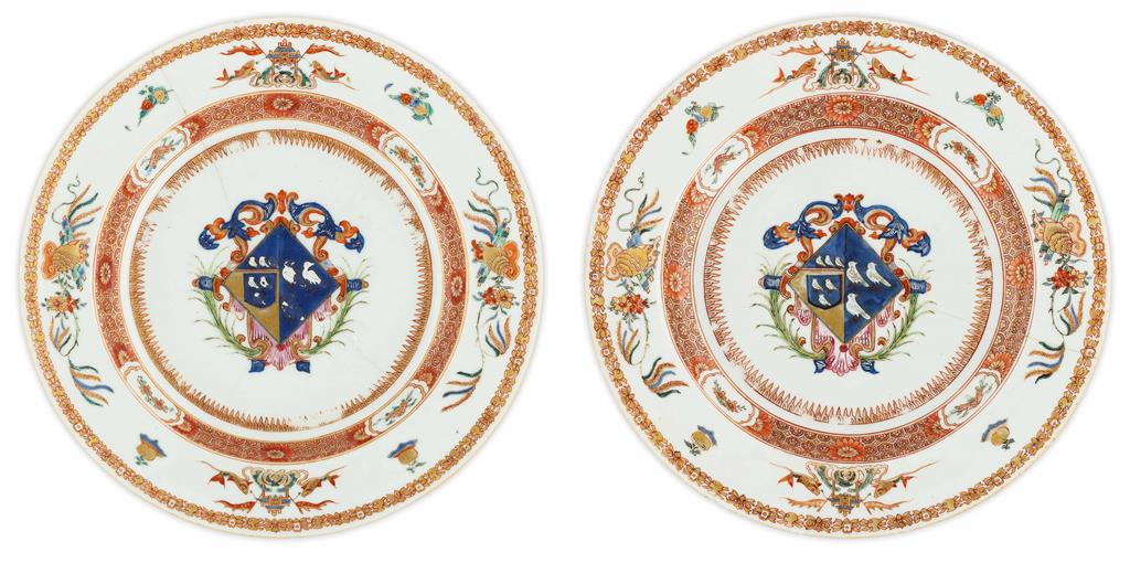 Appraisal: PAIR OF EXPORT ARMORIAL DISHES QIANLONG PERIOD centrally enamelled with