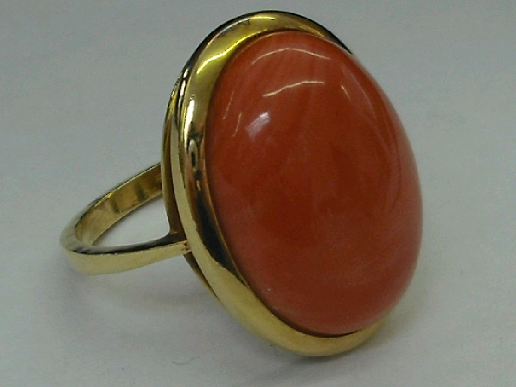 Appraisal: ct cabouchon coral set ring size M