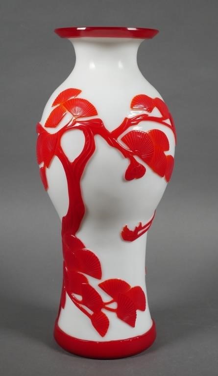 Appraisal: PEKING GLASS CAMEO VASE RED ON WHITERed Peking cameo glass