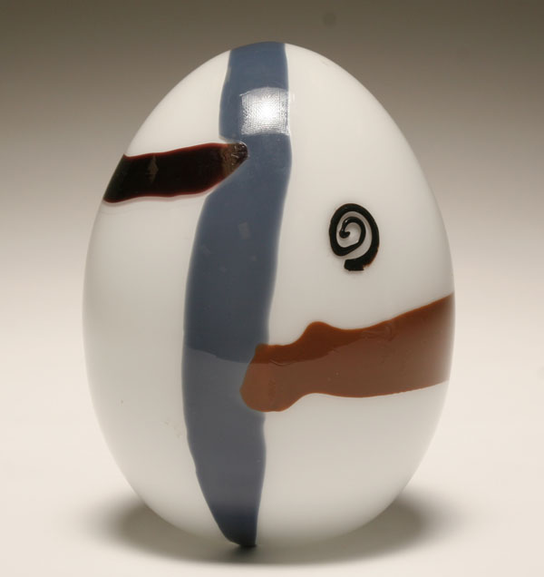 Appraisal: Lino Tagliapietra for Oggetti white glass egg Grid of blue