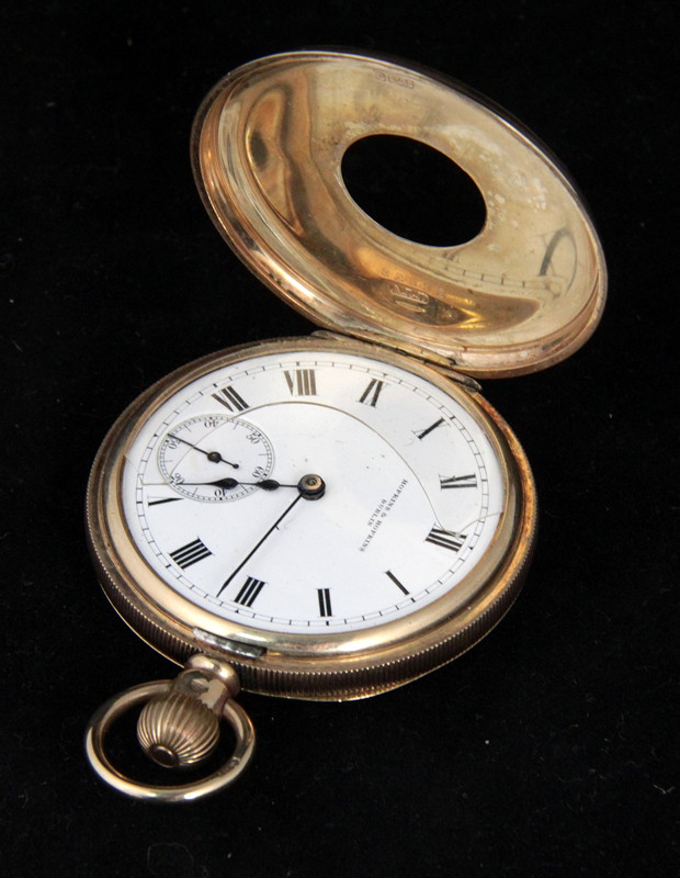 Appraisal: A gentleman's ct gold cased half hunter pocket watch movement