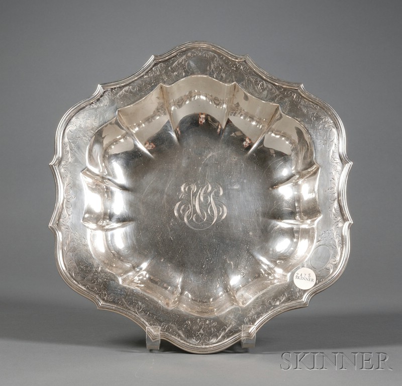 Appraisal: Meriden Sterling Fruit Bowl early th century with reeded ogee