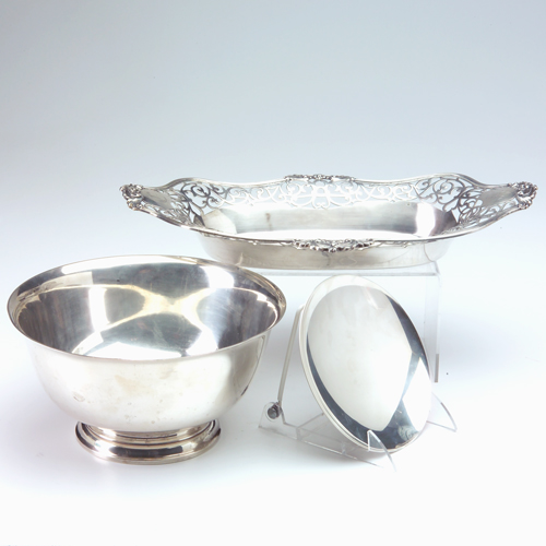 Appraisal: Three sterling silver serving pieces Tiffany shallow dish marked dia