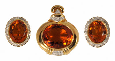 Appraisal: Three pieces citrine jewelry pendant with oval faceted citrine