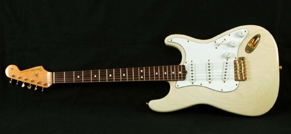 Appraisal: A model Fender vintage reissue Stratocaster electric guitar Serial number