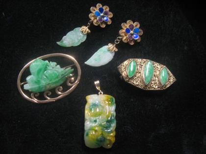 Appraisal: Group of jade and hard stone jewelry Four pieces including