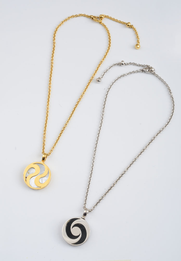 Appraisal: K GOLD AND MOTHER-OF-PEARL YING-YANG PENDANT AND CHAIN BULGARI Bulgari-Bulgari