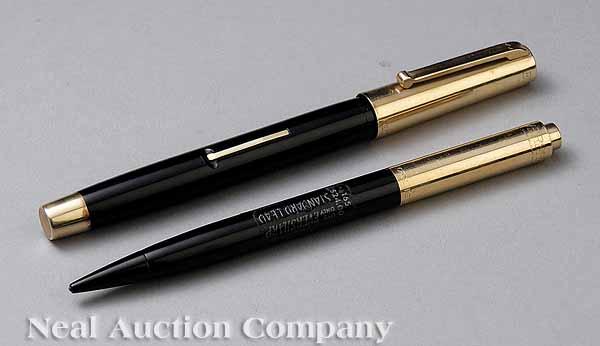 Appraisal: A Vintage Presentation Eversharp kt Gold Pen and Pencil Set