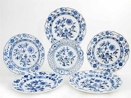 Appraisal: Meissen Blue Onion pattern plates and bowls soup plates Dia