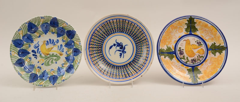 Appraisal: Group of Five Tin-Glazed Pottery Plates Variously painted with birds