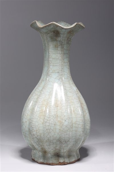 Appraisal: Chinese crackle glazed celadon vase with fluted design to body