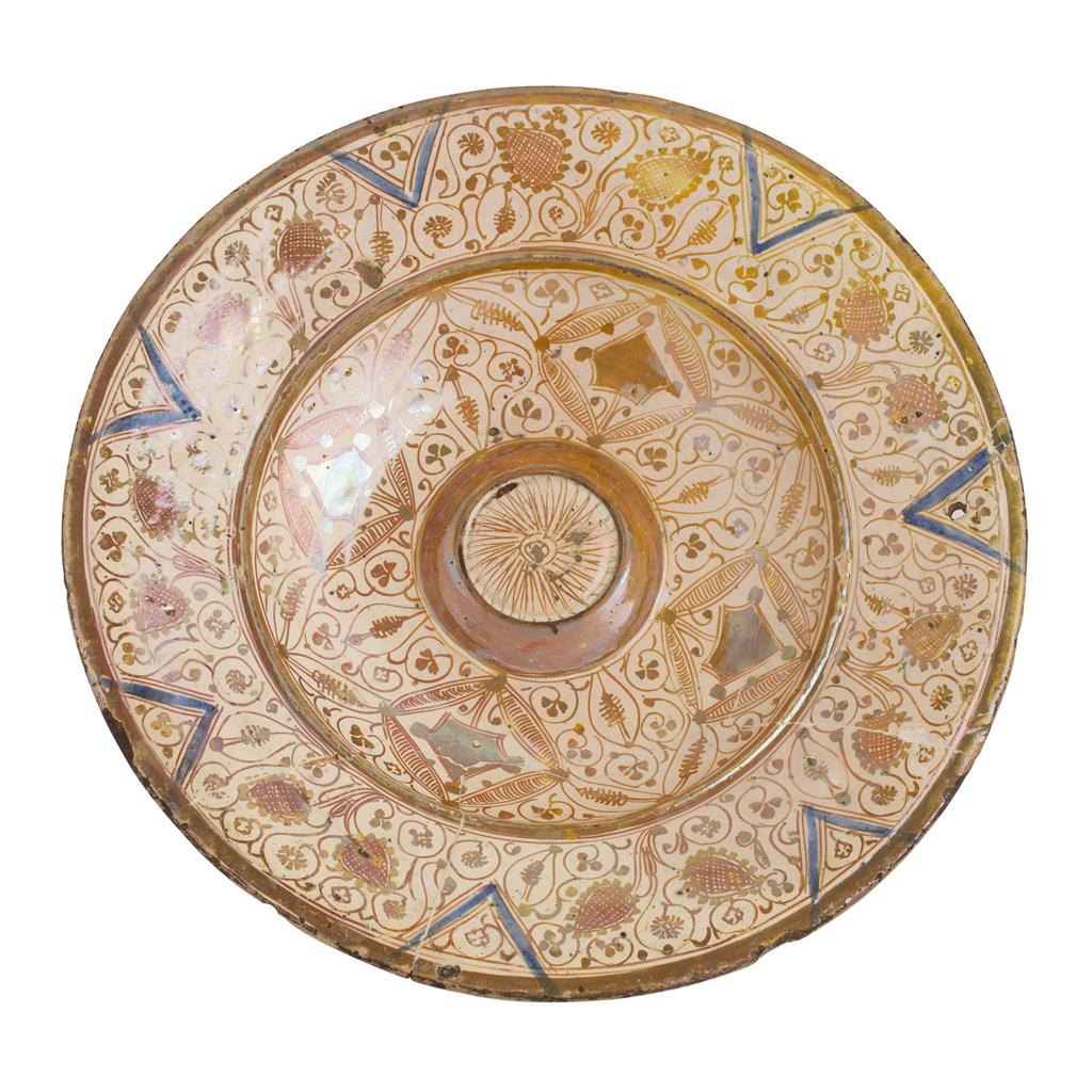 Appraisal: HISPANO MORESQUE LUSTRE DISH VALENCIA MANISES MID TH CENTURY in