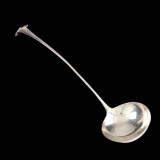 Appraisal: th Century English Silver Soup Ladle in the Onslow pattern