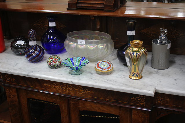 Appraisal: A COLLECTION OF ART GLASS to include an antique opalescent