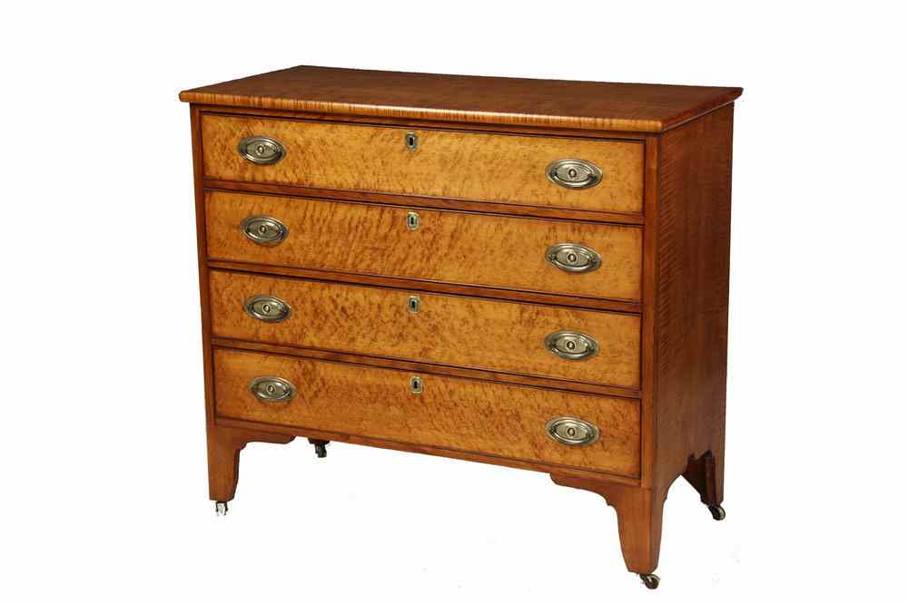 Appraisal: CHEST OF DRAWERS - First quarter th c fine Federal