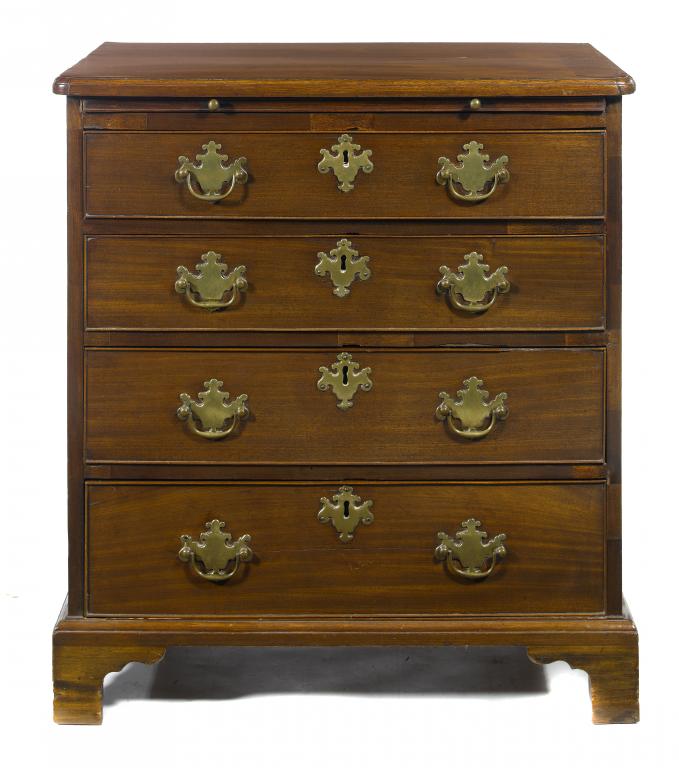 Appraisal: A GEORGE III MAHOGANY CHEST OF DRAWERS the moulded top