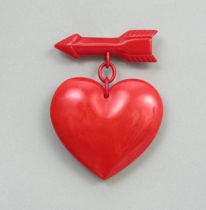 Appraisal: Bakelite Heart with Arrow Pin American circa 's Large bright