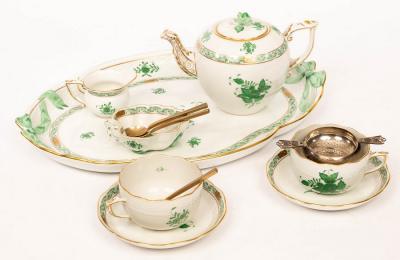 Appraisal: A Herend t te- -t te tea service in green