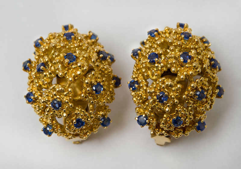 Appraisal: PAIR OF TIFFANY CO K GOLD AND SAPPHIRE EARCLIPS Stylized