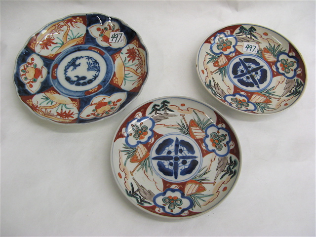 Appraisal: THREE JAPANESE IMARI PORCELAIN PLATES hand painted All Meiji Period