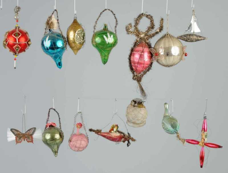 Appraisal: Lot of Blown Glass Ornaments Description ornaments are wire wrapped