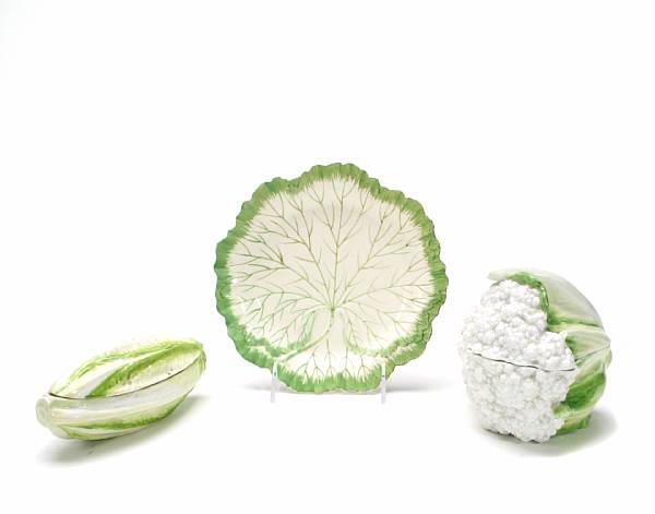 Appraisal: A grouping of six cabbage and vegetable dishes plates and