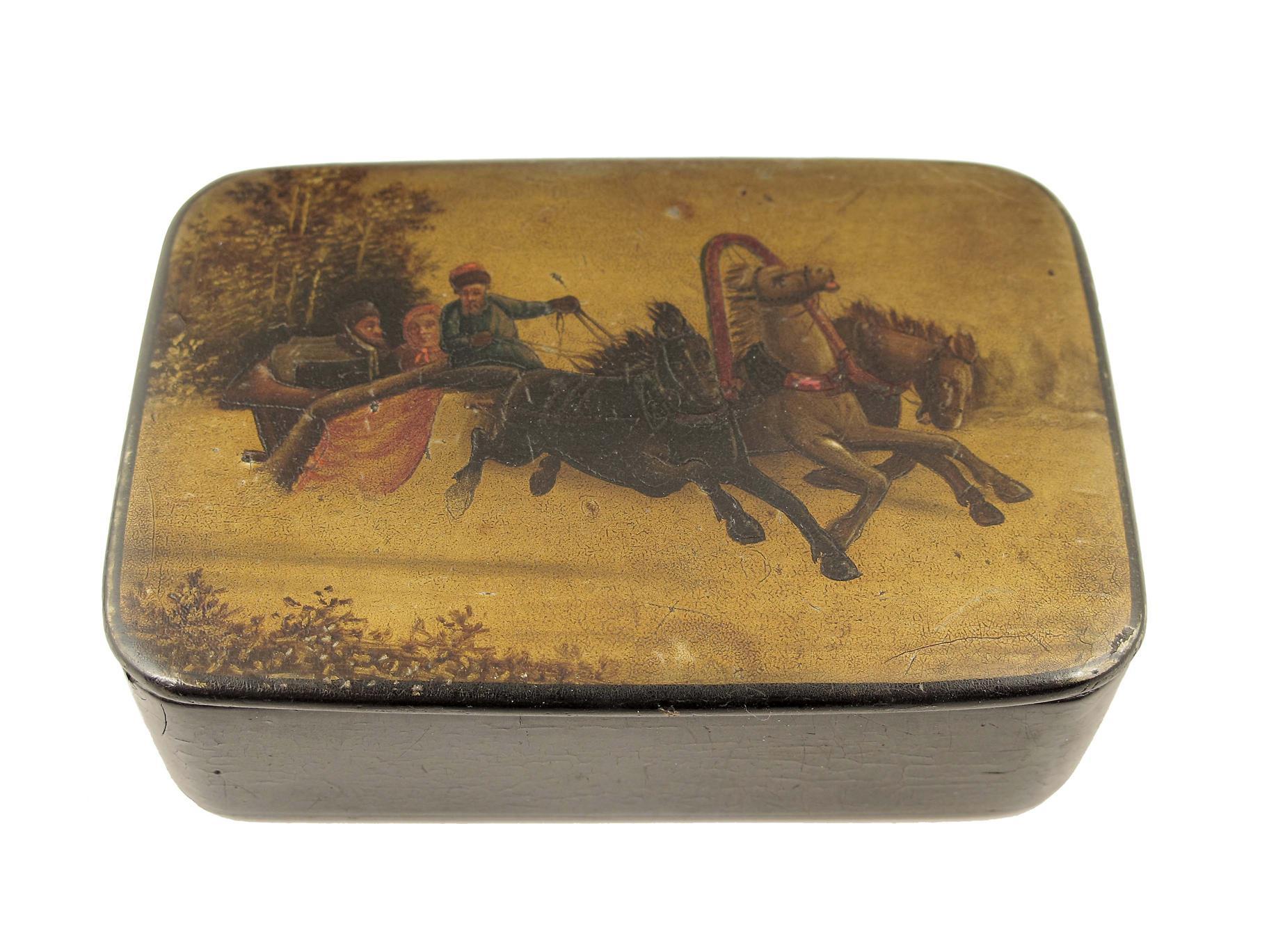 Appraisal: A late th century Russian papier mache snuff box