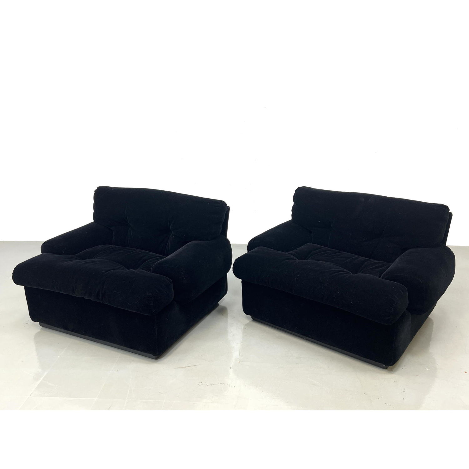 Appraisal: Pr PACE Black Modernist Lounge Chairs Wide Tufted Seats with