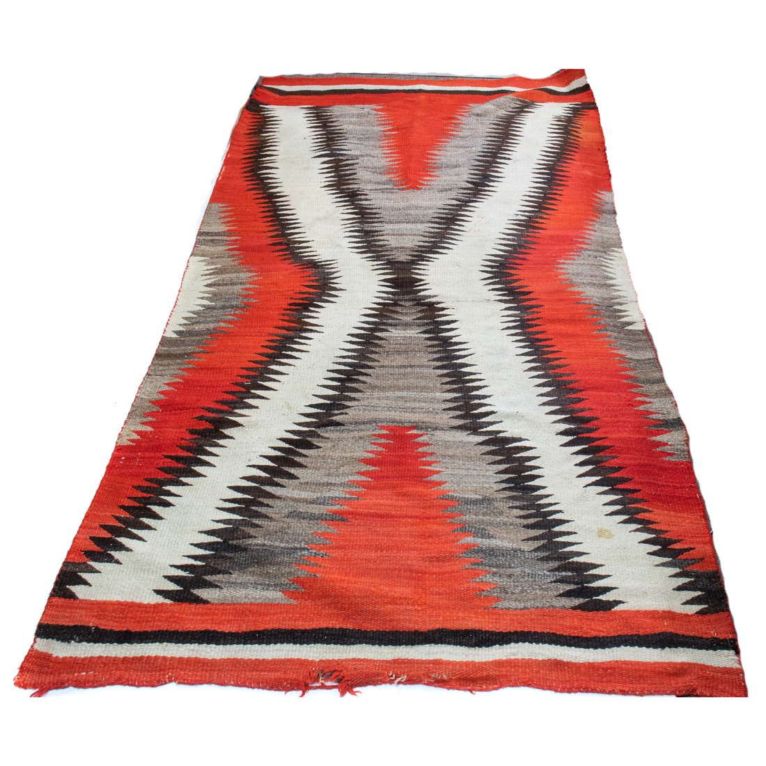 Appraisal: A NAVAJO TRANSITIONAL WEARING BLANKET A Navajo Transitional wearing blanket