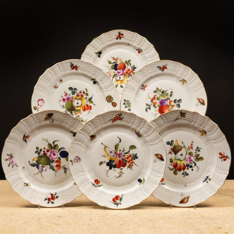 Appraisal: Set of Twelve Herend Dinner Plates in the 'Fruits and