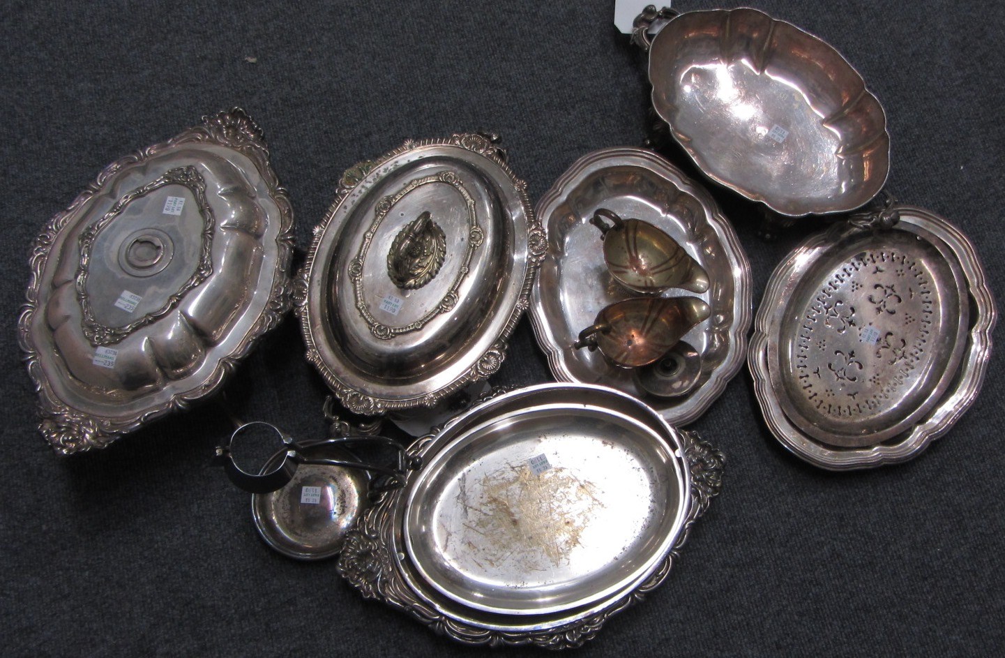 Appraisal: Plated wares comprising a pair of shaped oval lidded entree