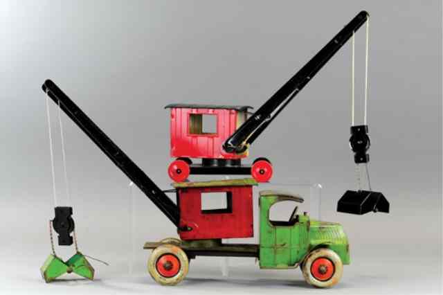 Appraisal: CHEIN CRANE AND TRUCK Tinplate Mack cab in green with