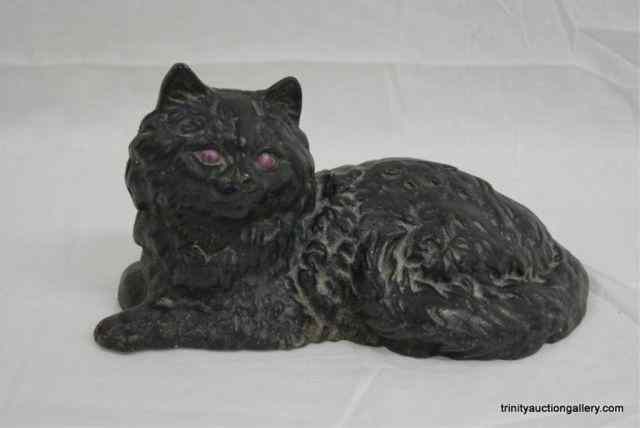 Appraisal: Vintage Cast Iron Kitty Cat Door StopThis is a very