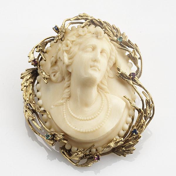 Appraisal: GEM-SET GOLD IVORY BROOCH k yg ca Victorian cameo depicts