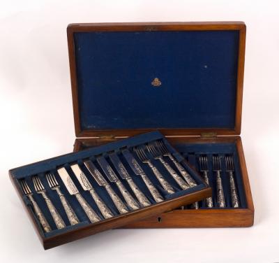 Appraisal: A Victorian set of twelve silver dessert forks and knives